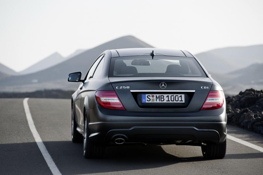  Mercedes-Benz C-Class Coupe 2012 года  (фото 64 из 99)